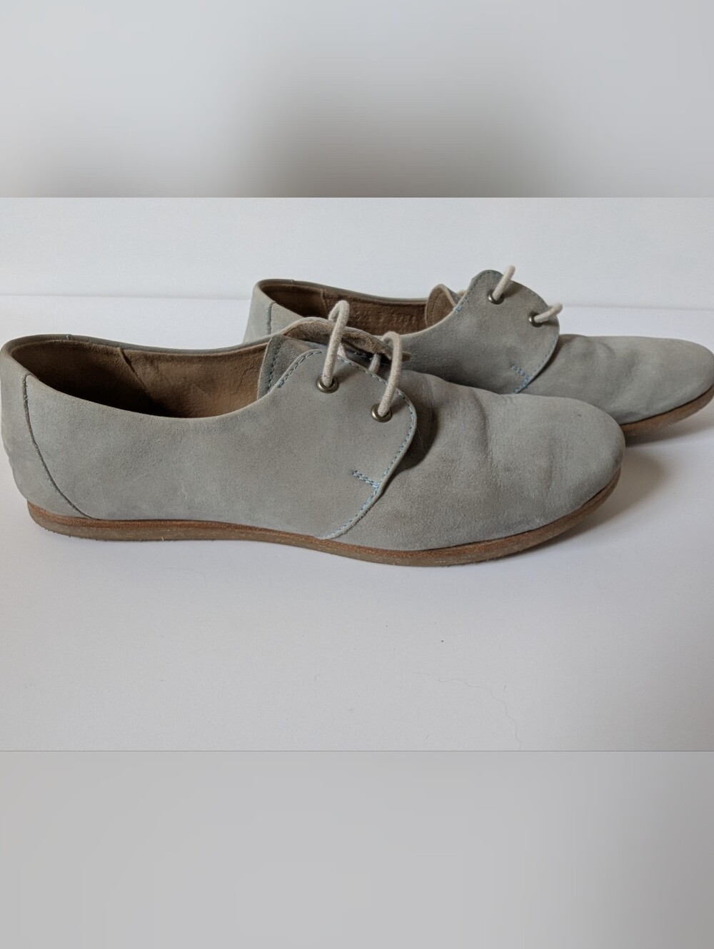 Poppy Barley the Eyelet Oxford Shoe in Gray Suede - 6.5 - Picture 10 of 11